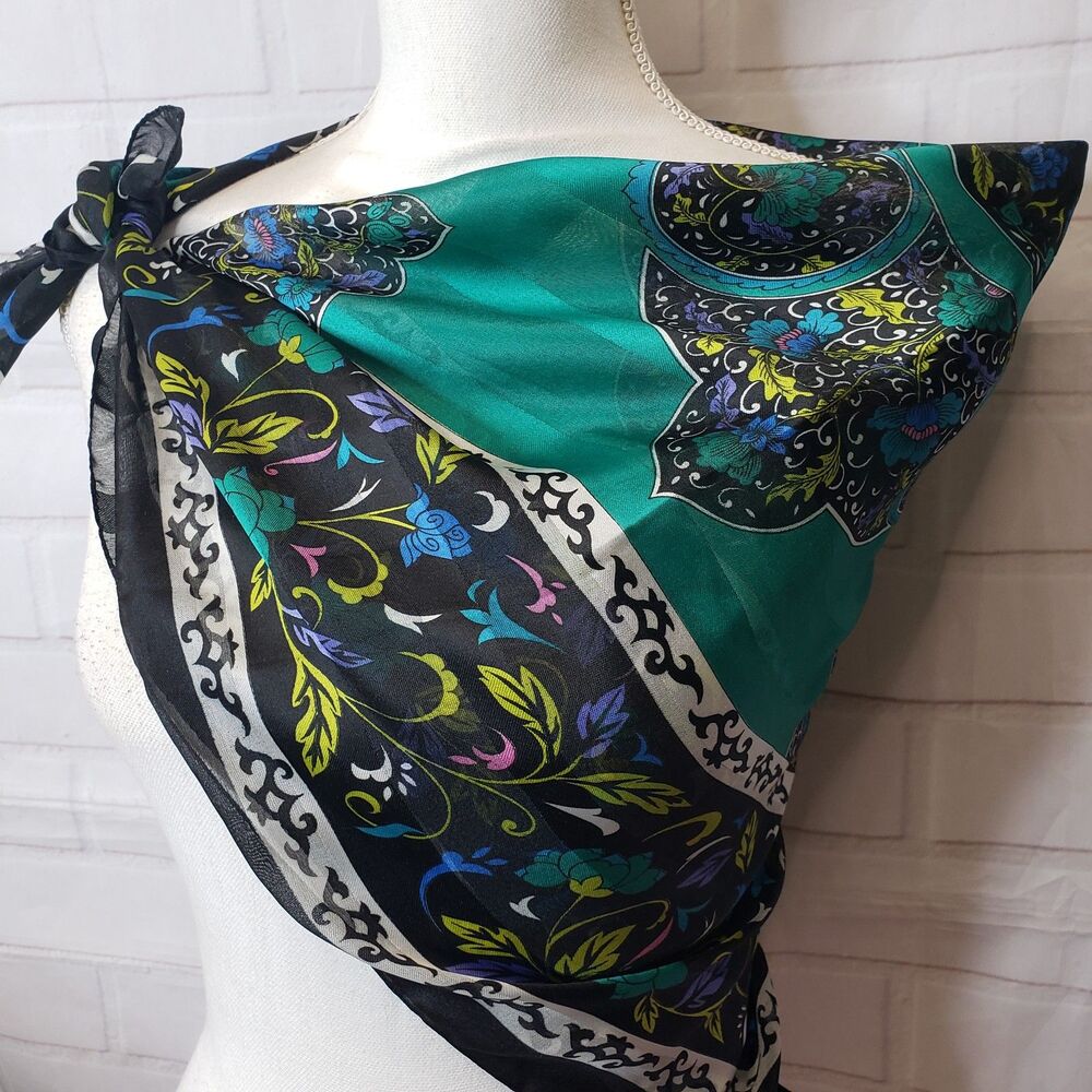 Vintage Berkshire Italy Made Teal Black Medallion Celtic Cross Scarf Read Info